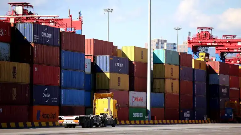 6 Ayda Rekor: Türk Lirası Dış Ticaret Patlaması!